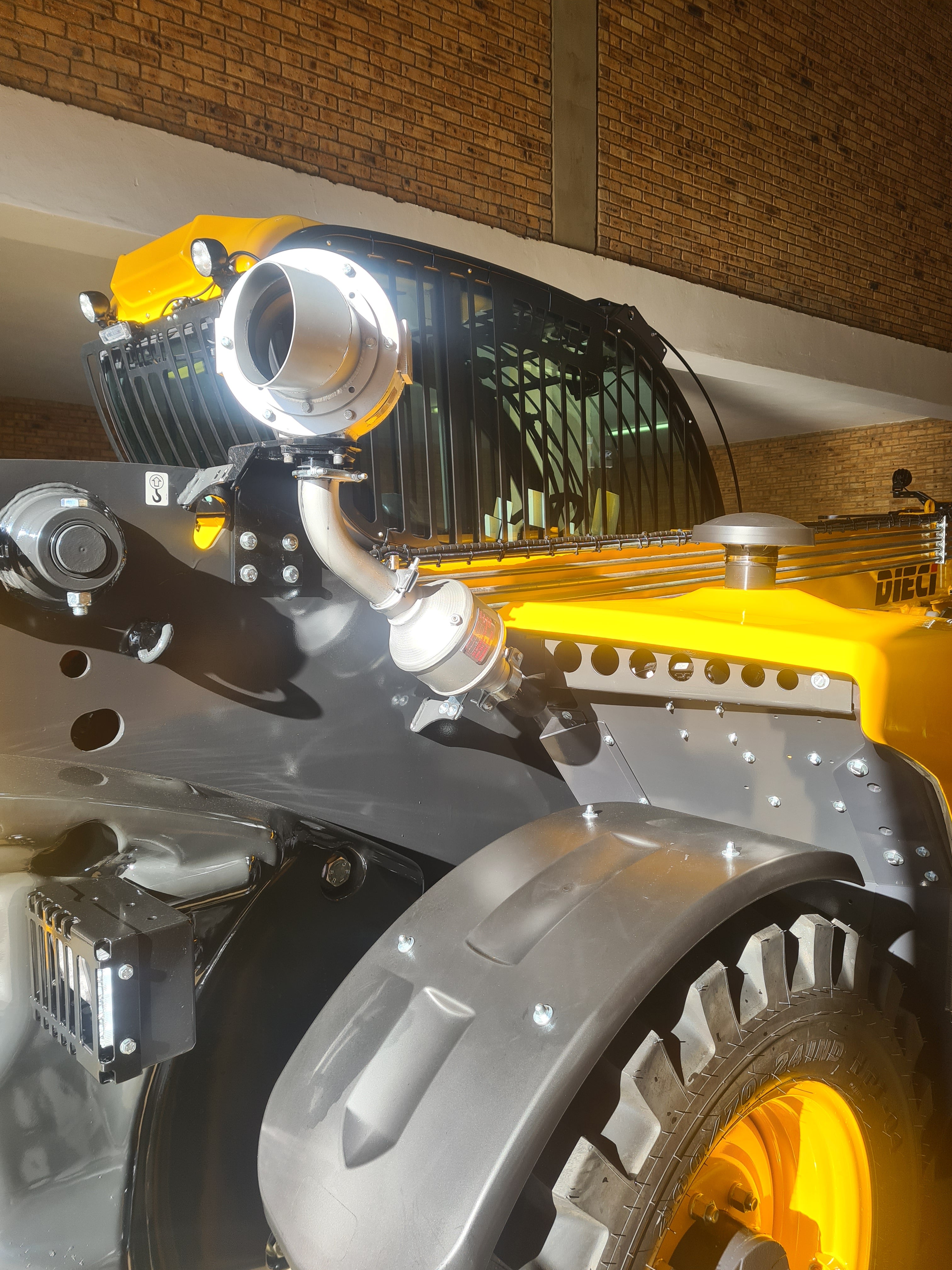 Dieci Samson 45.8 Underground Mine Spec Telehandler – Dieci ...